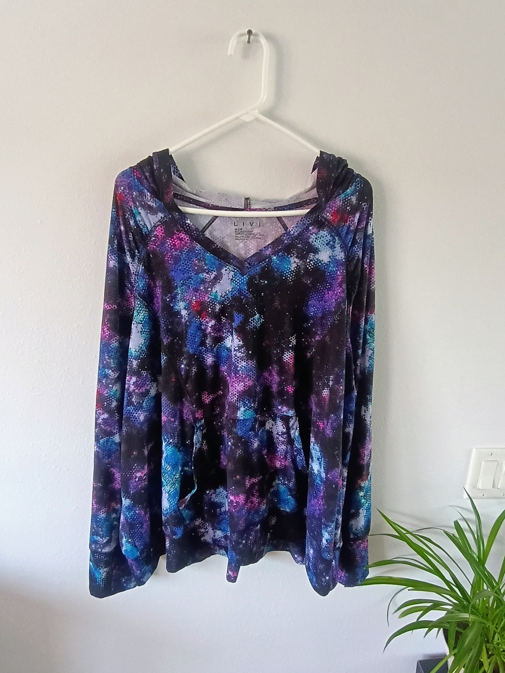 LIVI Lane Bryant 26/28 Galaxy Print Active Hoodie Purple Blue Stretch Athleisure